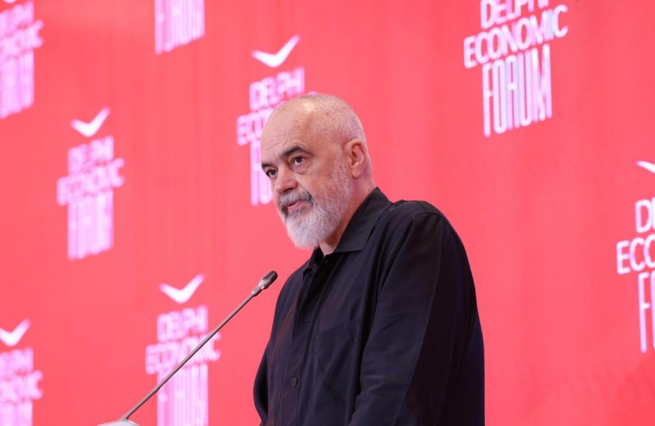 “Shqipëria po transformohet, investoni”- Rama thirrje sipërmarrësve të huaj: Vraponi e nxitoni përpara se të jetë vonë