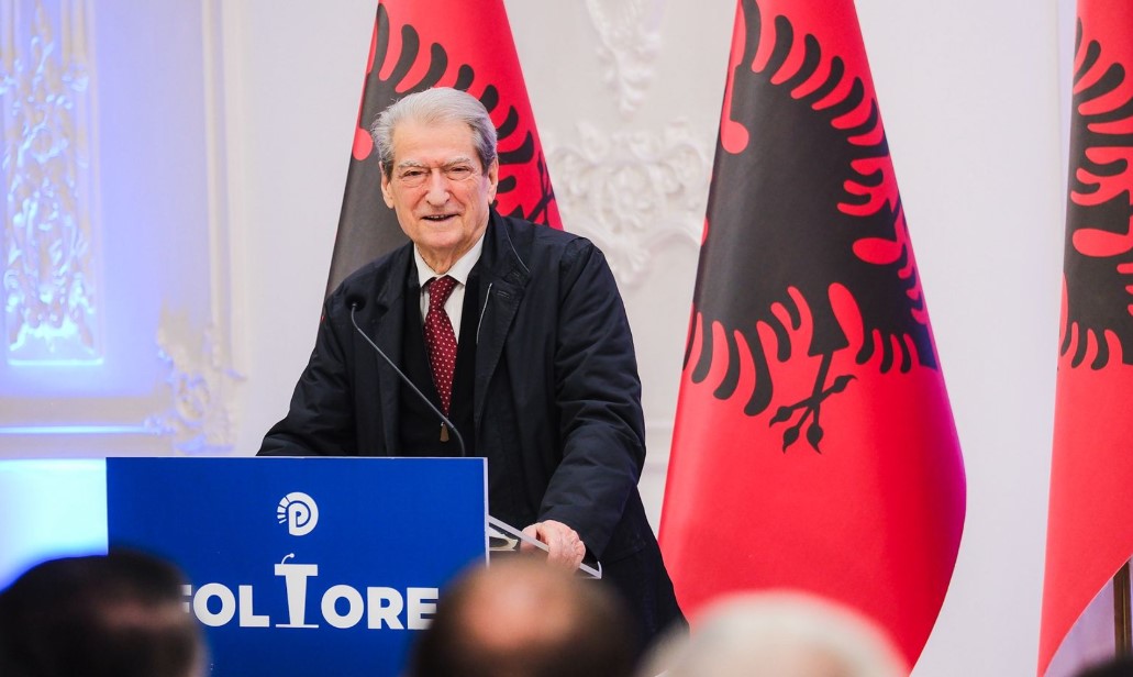 “Ergys Agasi, kryeministri në hije”- Berisha: Ekziston një rrëmbim i tmerrshëm i tokave me Dallëndyshe Bicin!