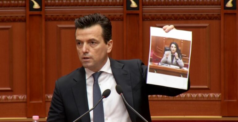 Shehaj tregon emrat e ‘problematikëve’ me drejtësinë dhe denoncon: Si tenton Belinda t’i falë gjobën 120 mln euro Bankers