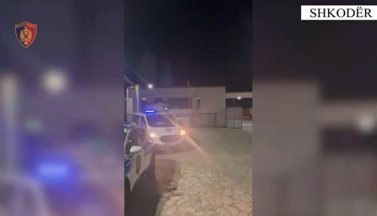 EMRAT/ 20-vjeçari u vra në oborrin e banesës, dy të arrestuar