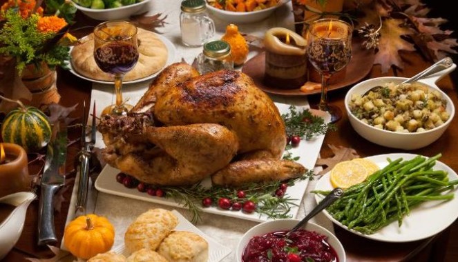 Nga gjeli i detit te vera, sa shtrenjtë kushton tryeza e Vitit të Ri për shqiptarët!