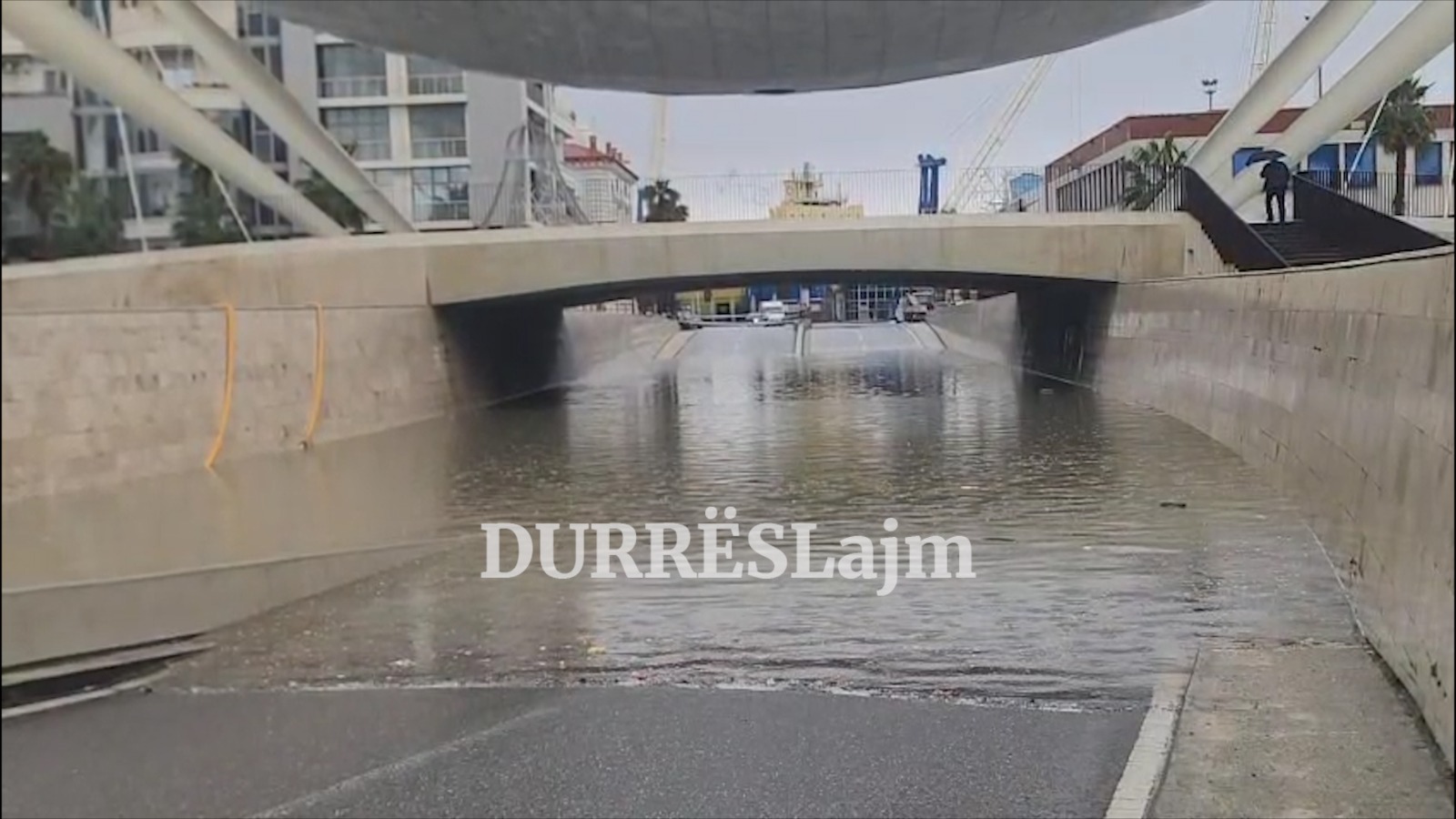 Përmbytet për të dytën herë Veliera e Durrësit, kushtoi 10 milionë euro (VIDEO)