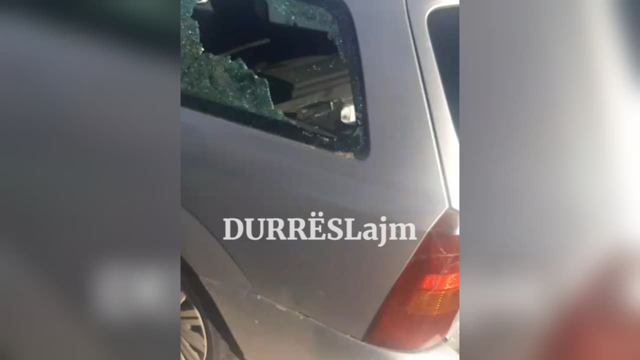 “Kemi frikë të dalim nga shtëpia!” U grushtuan një ditë më parë, familja Meçani në Durrës i trembet një episodi tjetër dhune (VIDEO)