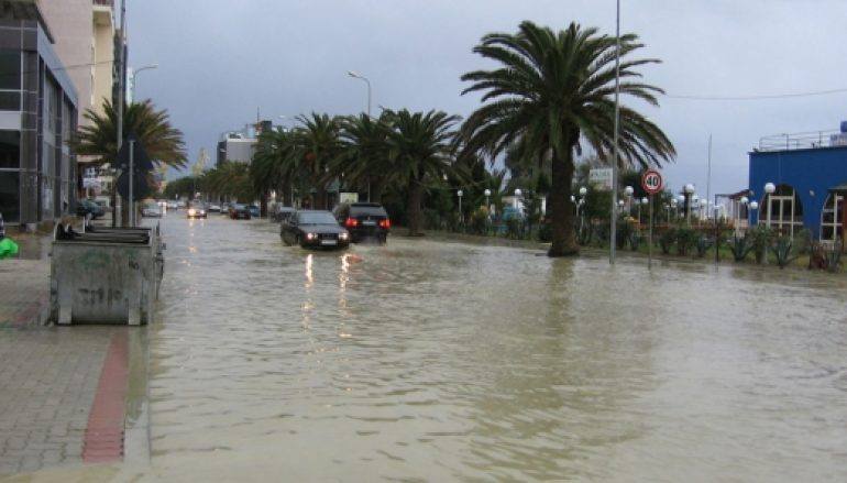 Durrësi i përmbytur për ditë të tëra/Një skandal i ndërtuar mbi dokumente fiktive, interesa private dhe heshtje institucionale