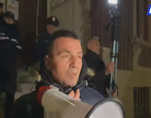 Protesta në Durrës/ Banorët: Ende nuk jemi dëmshpërblyer nga përmbytjet e kaluara