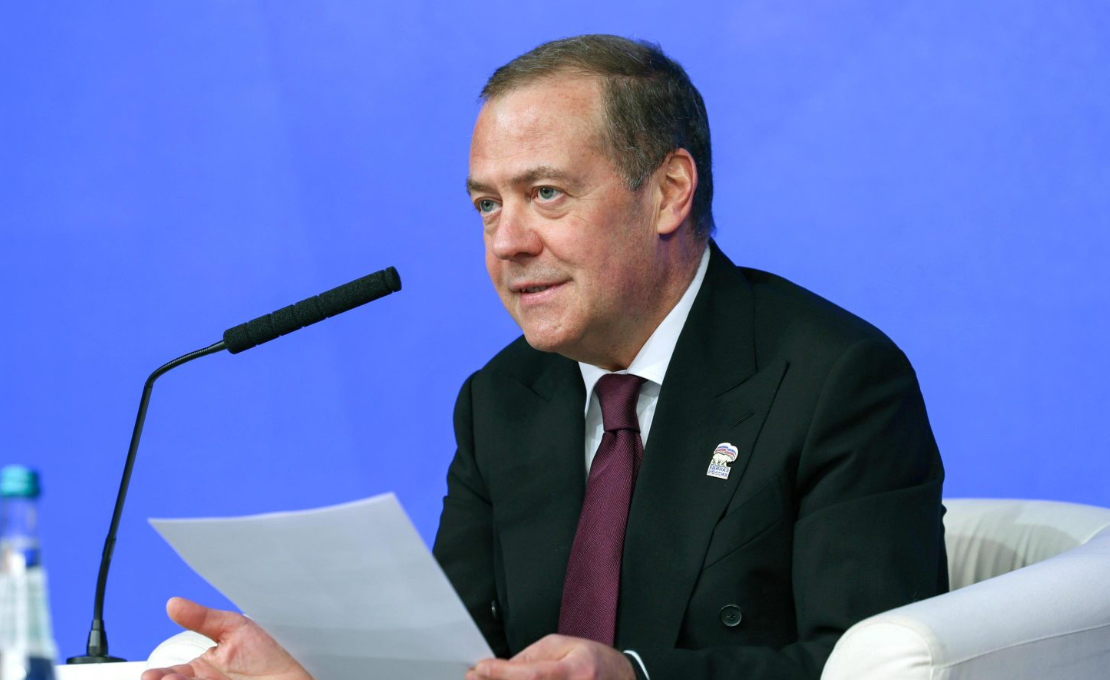 Medvedev: SHBA synon naftën e Venezuelës