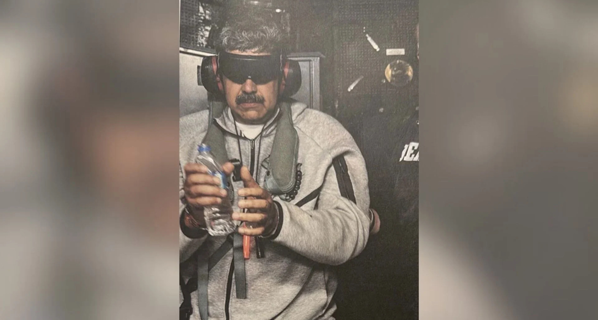 Interneti çmendet pas kostumit sportiv të Maduros teksa transferohej në SHBA, shitjet kapin majat pas fotos virale të presidentit venezuelian