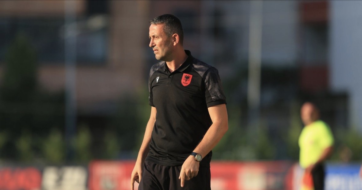 Kombëtarja U-19 / FSHF njofton mbylljen e bashkëpunimit me trajnerin Juljan Ahmati 