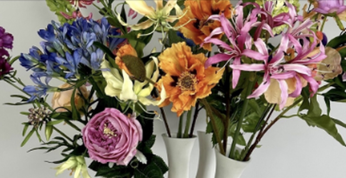 Si të kujdeseni për lulet e ambientit të brendshëm 