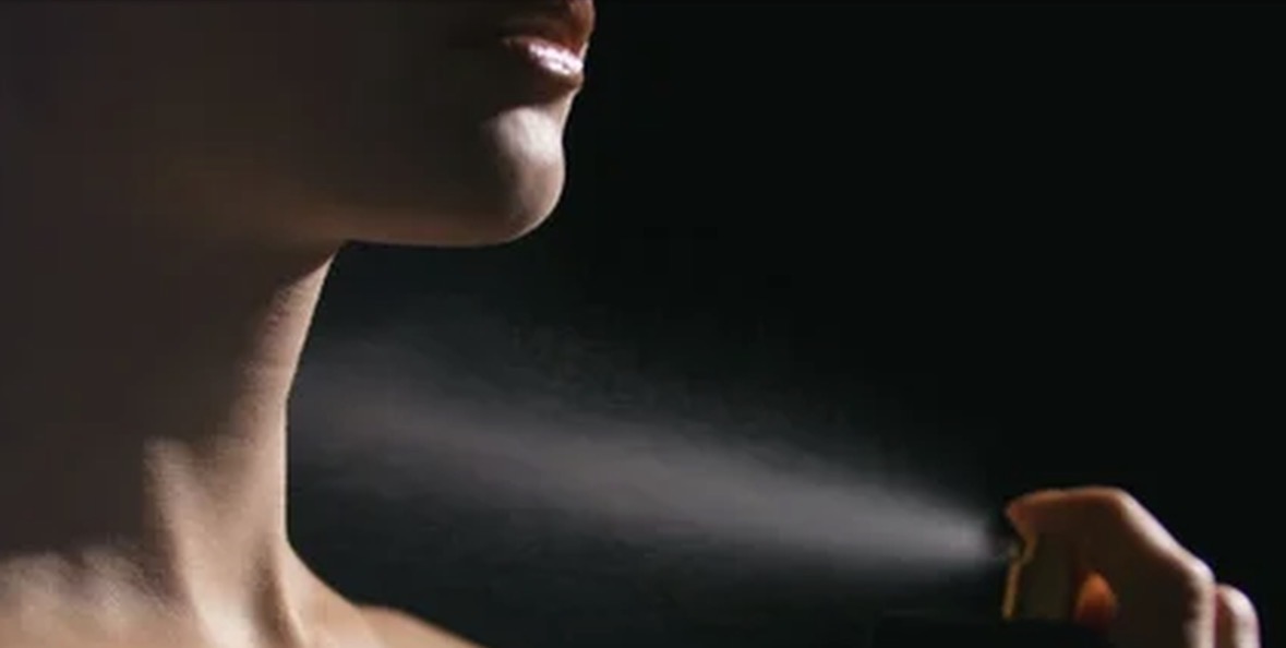 Kujdes ku e aplikoni parfumin! Sprucimi në zonën e qafës mund të shkaktojë probleme me… 