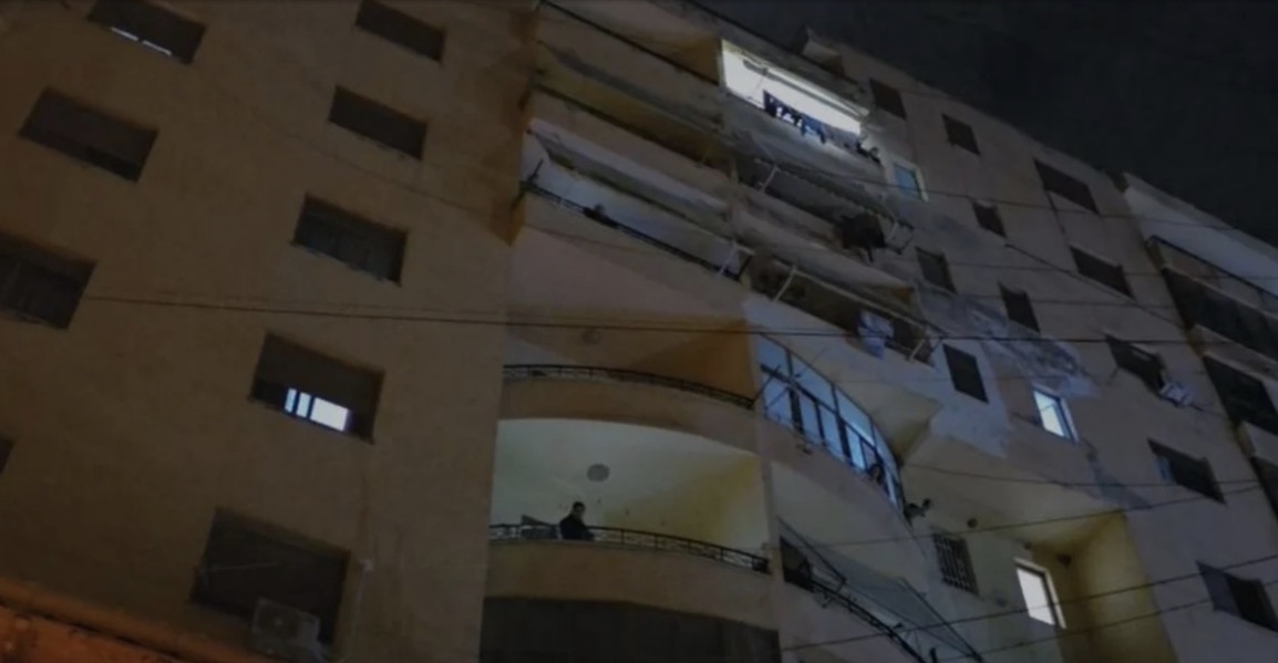 Ngjarje e rëndë në Fier: 50-vjeçari bie aksidentalisht nga kati i 6-të 