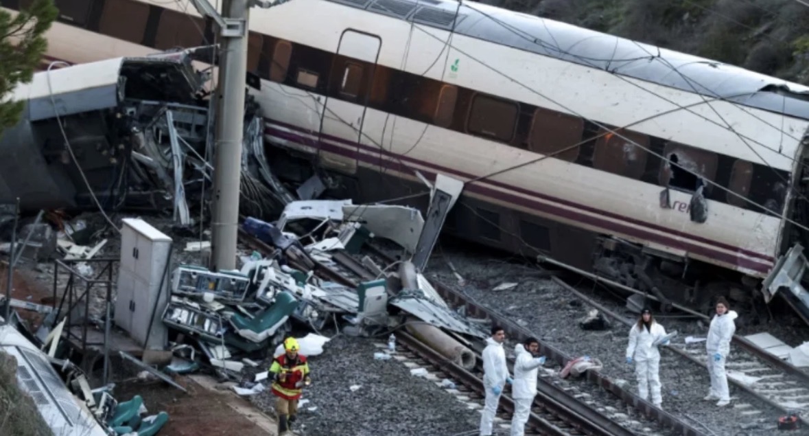 Përplasja e dy trenave në Spanjë me 45 viktima, hetimet zbulojnë arsyen e aksidentit tragjik