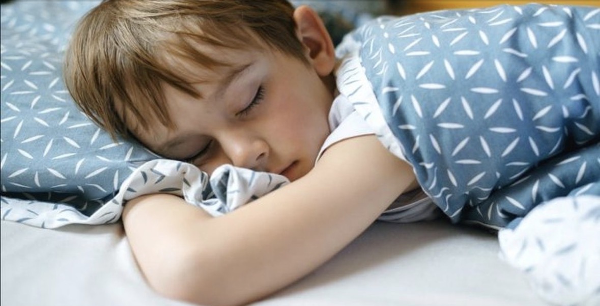 Edhe fëmijët gërhasin, a është një sinjal që nuk duhen nënvlerësuar? 