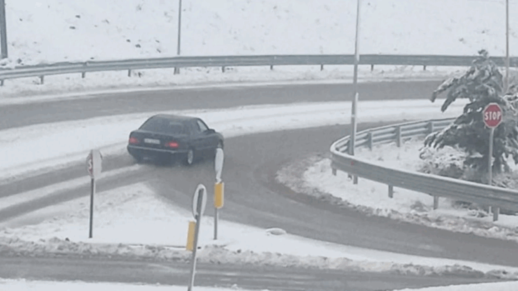 Reshje dëbore në zonat malore të qarkut të Elbasanit