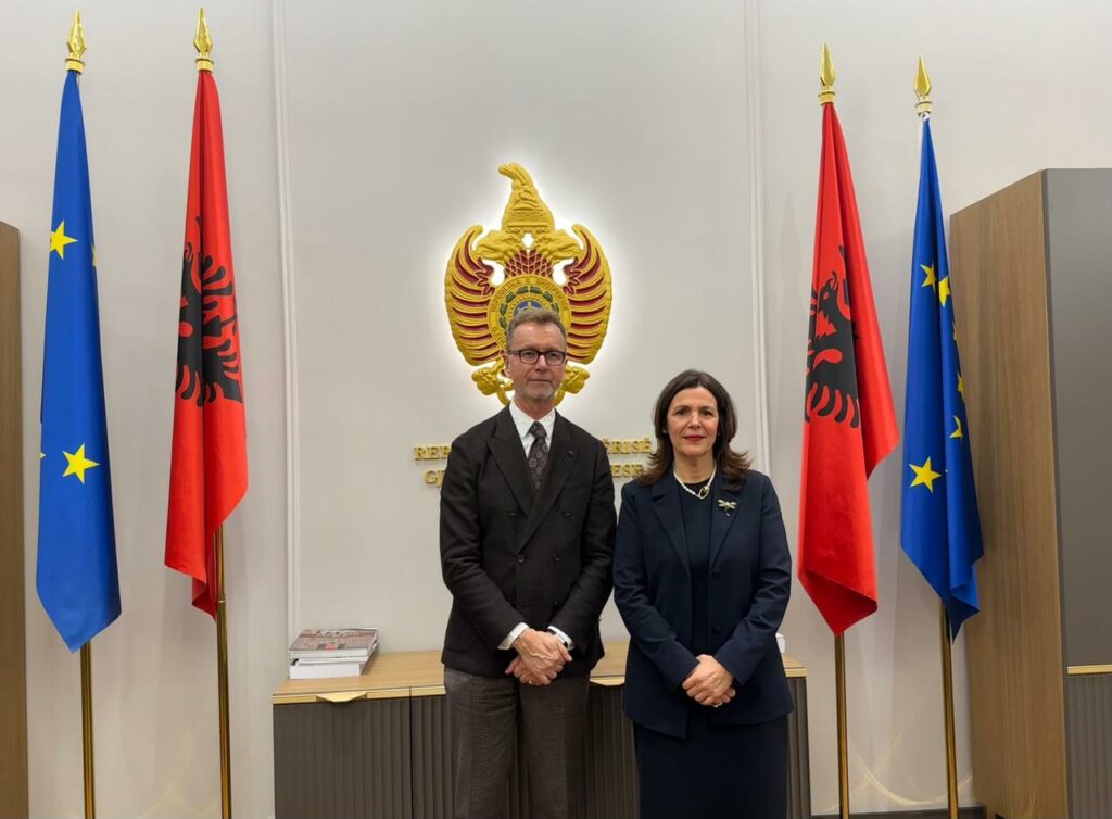 Kryetarja e Gjykatës Kushtetuese takim me ambasadorin Gonzato