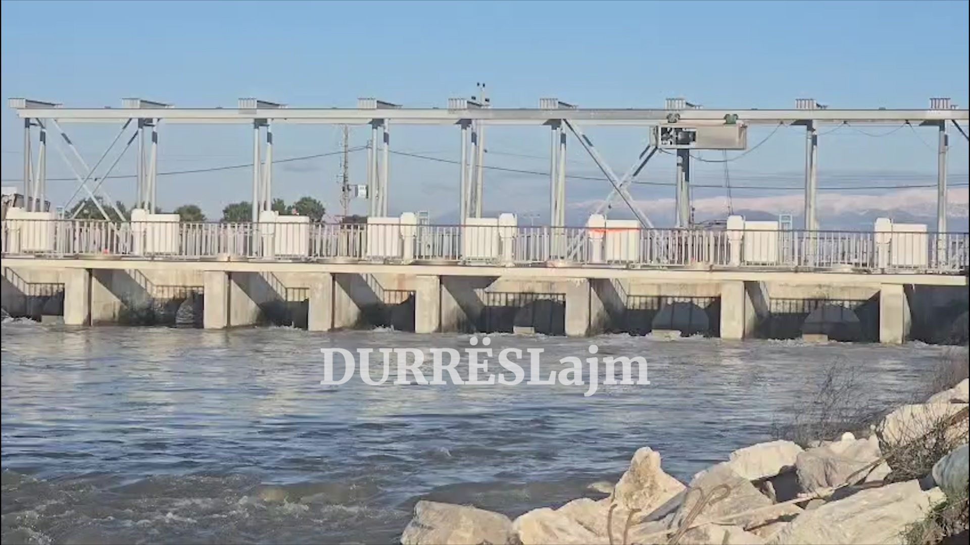 Prokuroria sekuestron dokumentet e hidrovorit të ri të Porto Romanos me vlerë 19 mln euro (VIDEO)