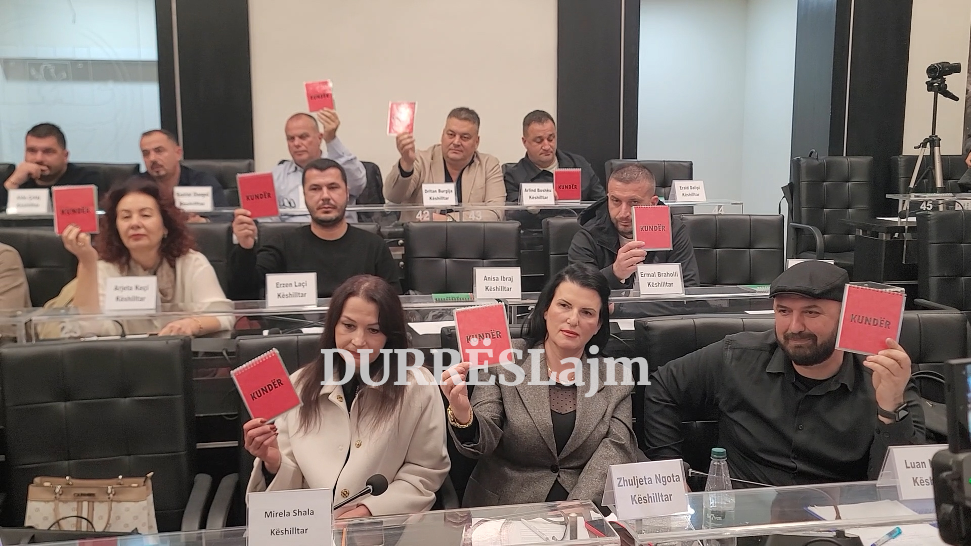 Përmbytjet/ Këshilltarët bashkiakë të PL-së kërkojnë interpelancë me kryetaren e bashkisë Durrës