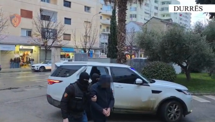 Policia konfirmon: Arrestohet ish-drejtor i IEVP Durrës pas arratisjes së Altin Ndocit