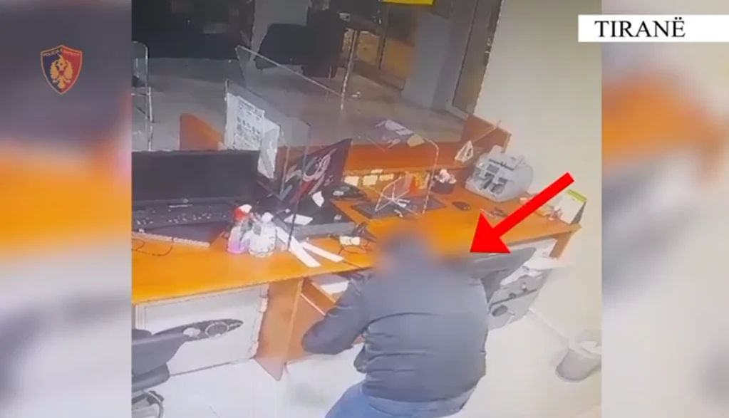 Autor i disa vjedhjeve, arrestohet 43-vjeçari në Tiranë! Tentoi të grabiste edhe një filial banke (EMRI)