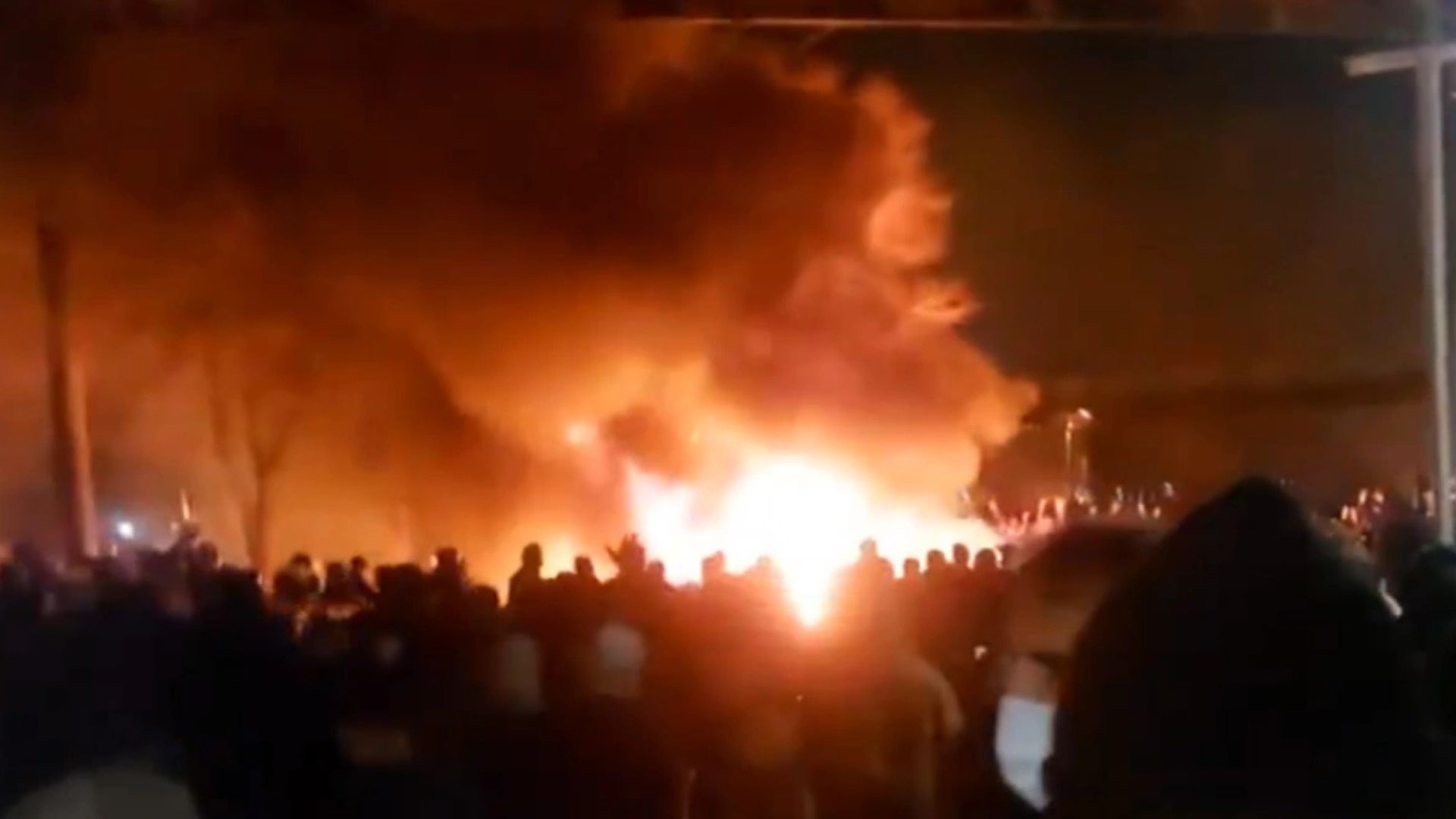 Protestat në Iran futen në ditën e 14-të, shkon në 51 numri i viktimave, 8 prej tyre fëmijë