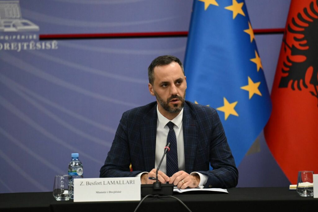 Nuk zbardhi vendimin për 15 muaj, ministri Lamallari kërkon hetim për gjyqtaren