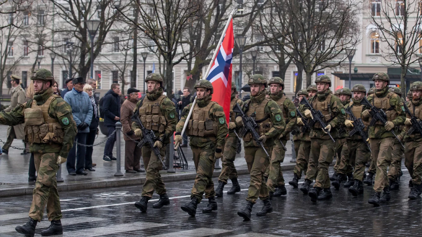 Gjermania, Suedia, Franca dhe Norvegjia dërgojnë trupa në Groenlandë në hijen e kërcënimeve të Trump