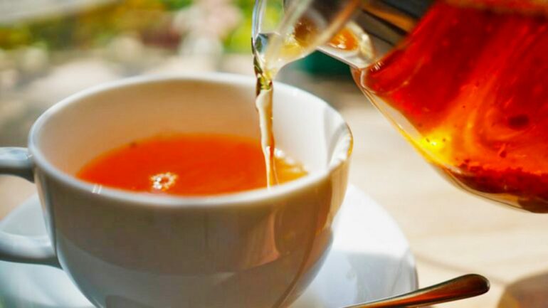 Nervozizmi dhe pagjumësia zhduken në çast! Një filxhan nga ky çaj konsiderohet “ilaç” për trupin