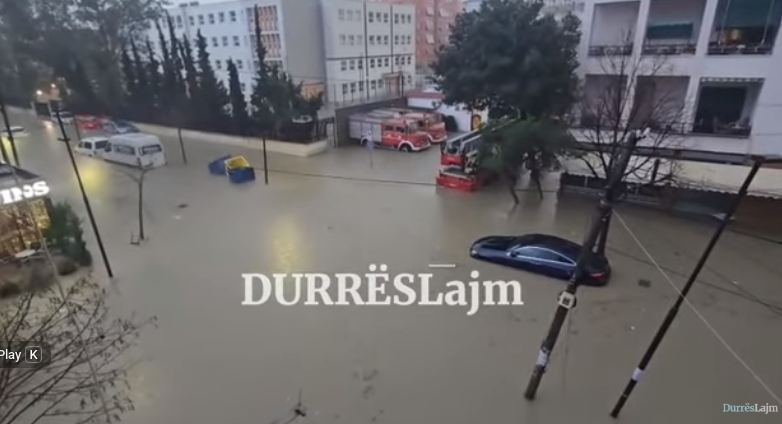 Reshje intensive në Durrës, Policia Bashkiake apel për kujdes të shtuar