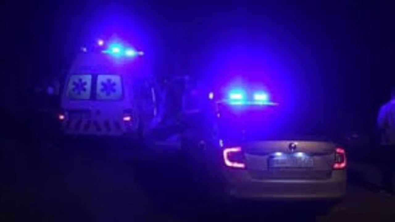 Sherr mes drejtuesve të mjeteve gjatë natës në aksin Mamurras-Krujë, humb jetën njëri prej tyre