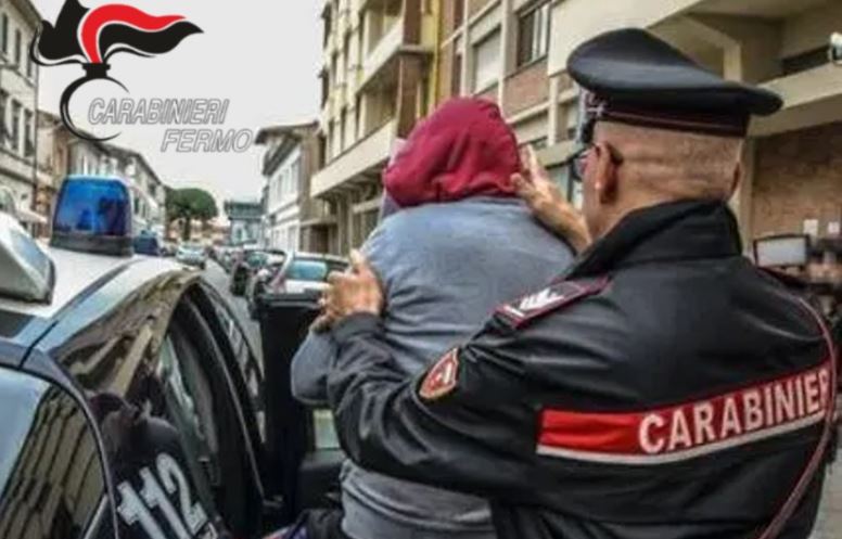 Lëvizjet e dyshimta e tradhtojnë, 39-vjeçari shqiptar kapet në trafik kokaine! Ja çfarë iu gjet pas kontrollit në banesë