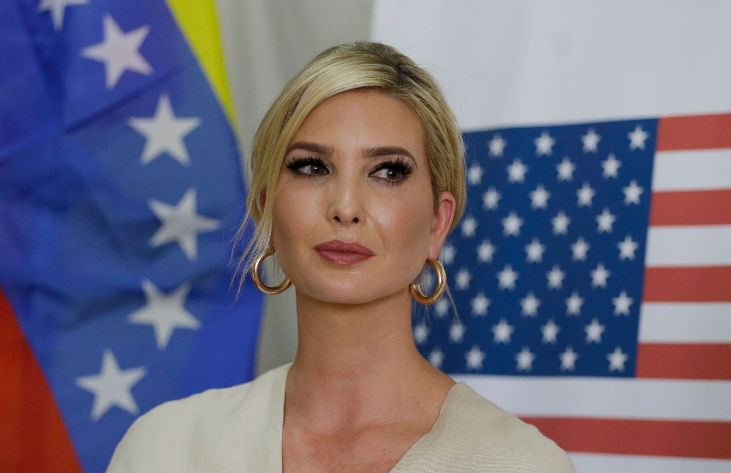 Ivanka Trump publikon sërish foto nga Vlora: Shqipëria është magjike!