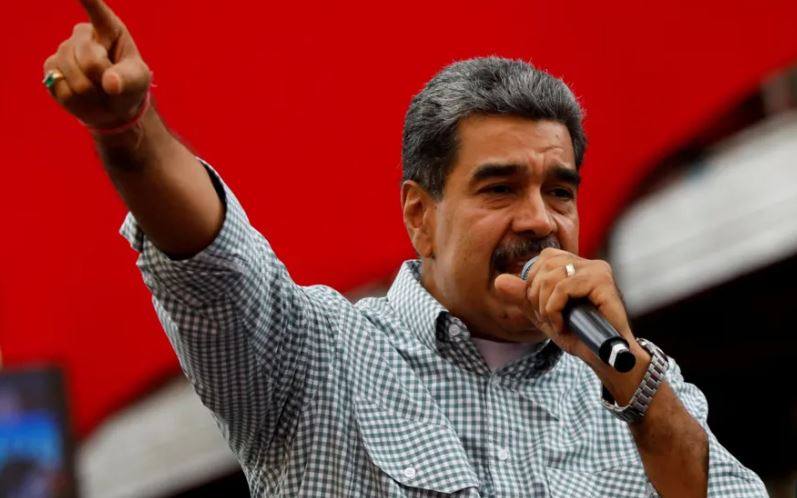 “Dorëzohet” presidenti i Venezuelës, Maduro i gatshëm të negociojë me SHBA-në për drogën, naftën dhe emigracionin