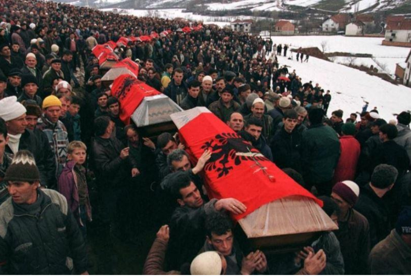 15 janari i përgjakur, 27 vite nga masakra e Reçakut