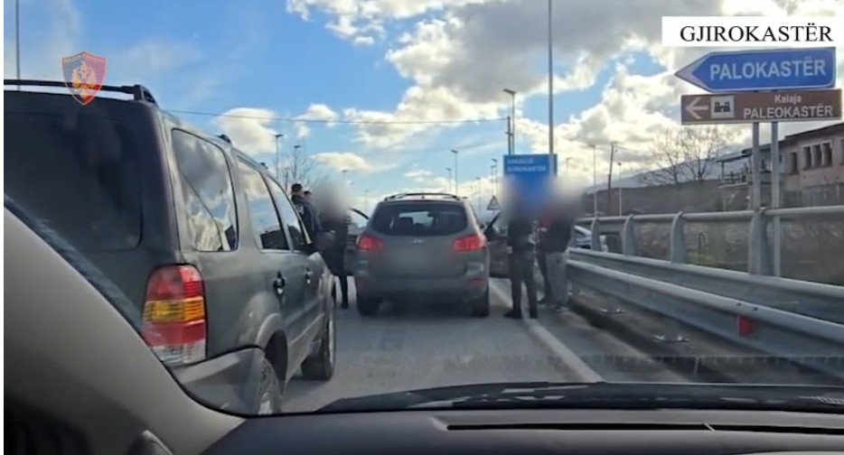 Kapen në një automjet 34 kg kanabis në Gjirokastër, arrestohen dy persona! Do e trafikonin drejt Greqisë