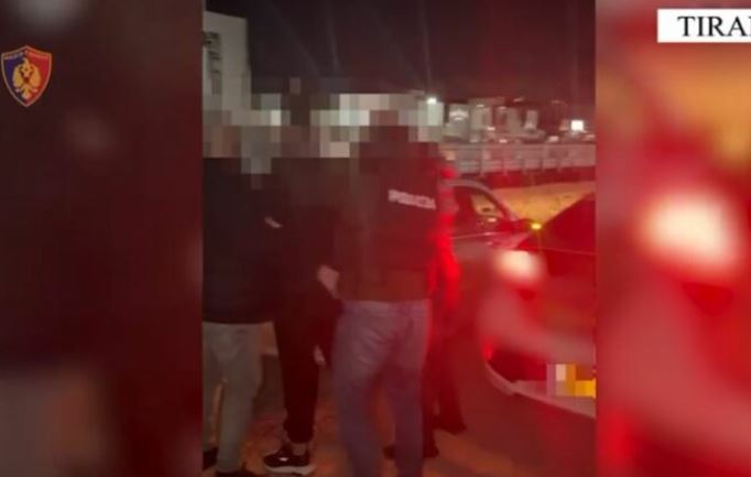 EMRAT/ Trafikonin klandestinë drejt vendeve të BE-së, arrestohen 2 të rinjtë! 