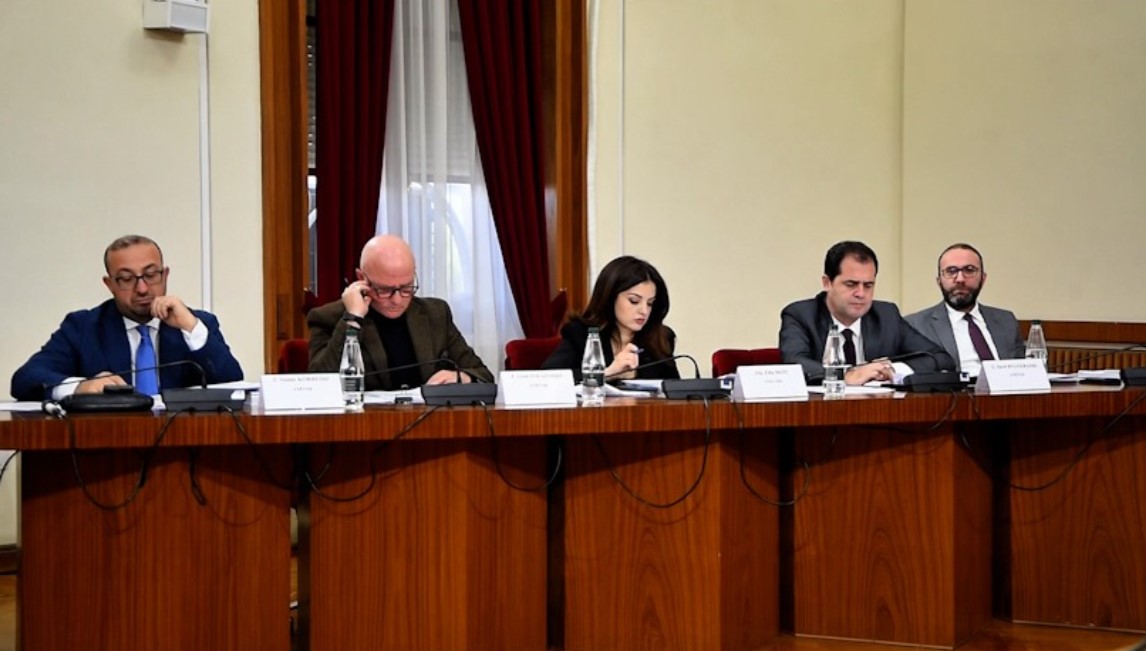 SPAK do arrestimin e Ballukut, opozita i kërkon PS-së që të mbledhë sot Këshillin për Imunitetet