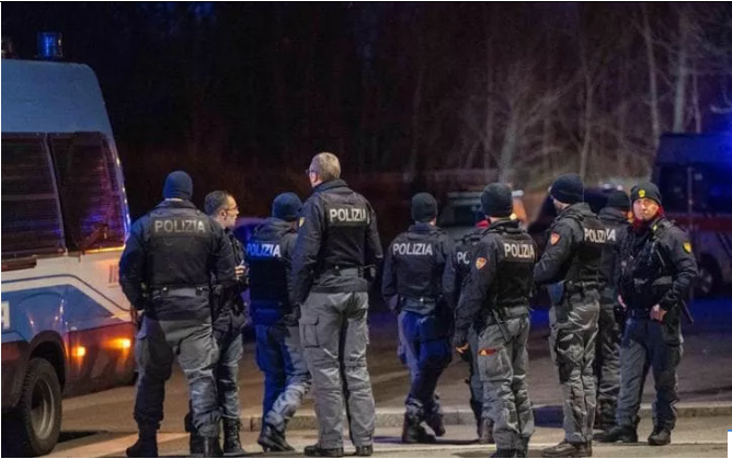 Polici vrau 20-vjeçarin në Milano pasi kishte pistoletë në dorë, por arma rezulton plastike!