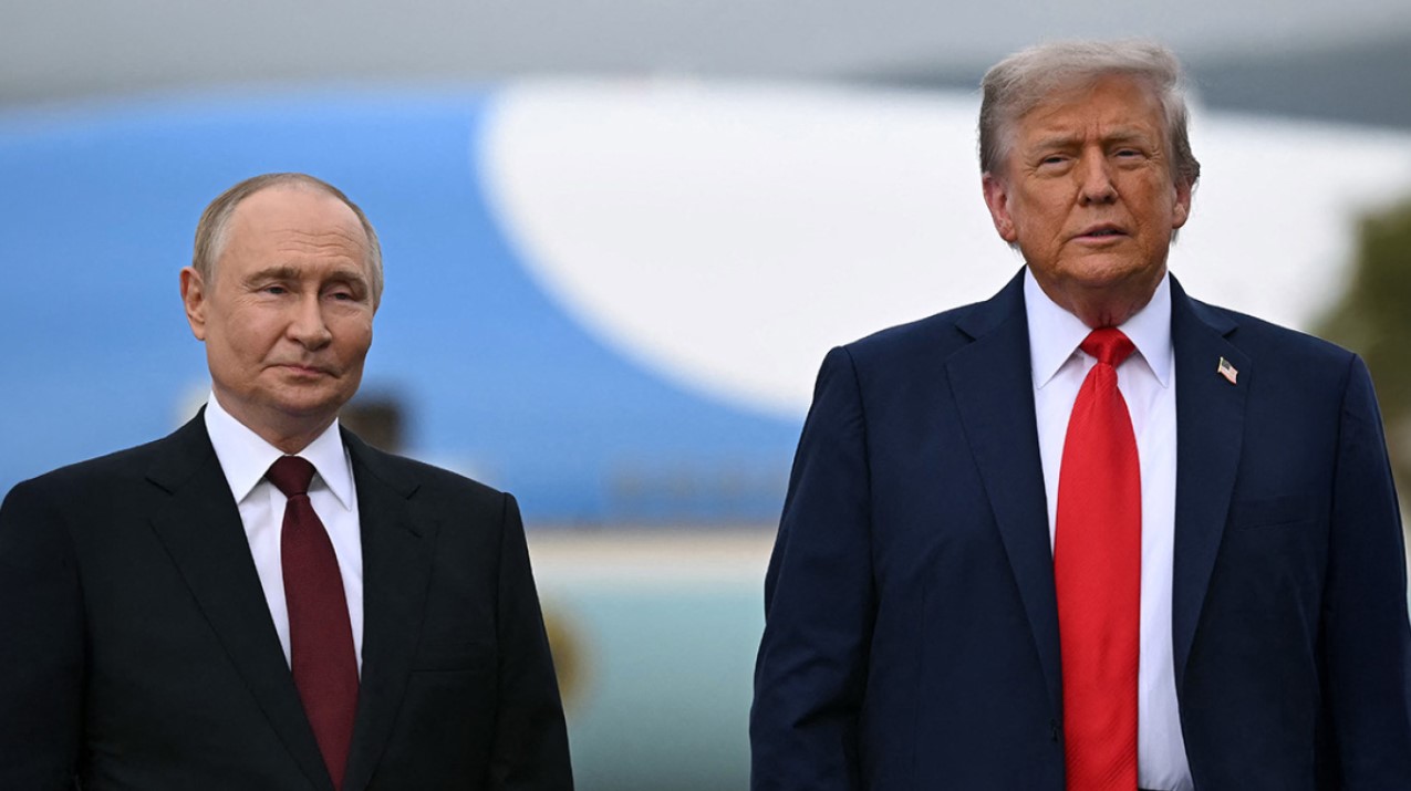 Zv.ministri rus zbulon, Putin ka ftuar Trump në Moskë: Ftesa e bërë në Alaskë mbetet e hapur