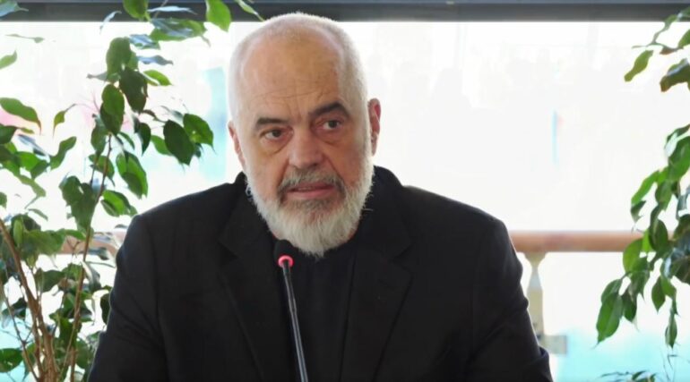 Tragjedia me 39 të vdekur në Spanjë, reagon Rama: Mendimet tona me familjet e viktimave