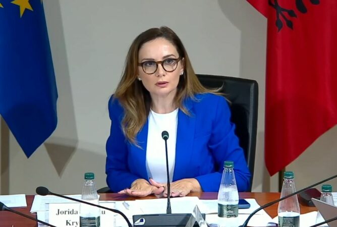 “Po godet eksportet dhe biznesin”, Tabaku: Rënia e euros po varfëron shqiptarët dhe po shkatërron prodhimin vendas