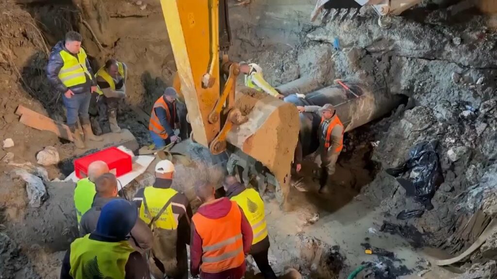 Vlora pa ujë për 5 ditë, policia nis hetimet dhe sekuestron disa kamera sigurie