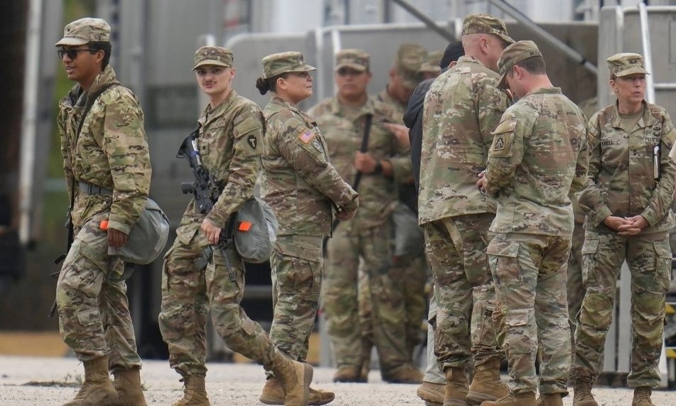 Protestat pas vrasjes së 36-vjeçares, Pentagoni urdhëron 1,500 trupa për një vendosje të mundshme në Minnesotta