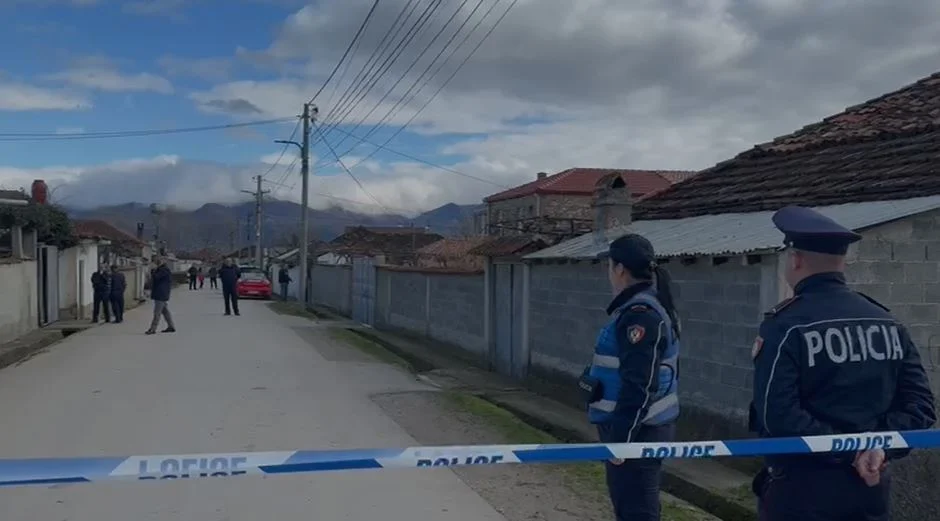 Pak muaj më parë ndërroi jetë bashkëshortja e tij, 61-vjeçari i jep fund jetës në banesë