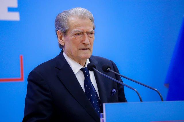 “Rama kishte përgatitur skenarin e gjakderdhjes dhe ekzekutimit”/ Berisha tregon prapaskenat: Në krye të banditëve me uniformë, krimineli Sokol Bizhga