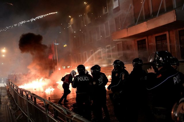 Protesta e opozitës/ Gjykata cakton masat e sigurisë për 7 të miturit e proceduar