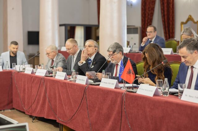 “Grupi Parlamentar i PD takon misionin e Parlamentit Europian”/ Bardhi: Deformimi i zgjedhjeve sjell pasoja të rënda në funksionimin demokratik të institucioneve në vend