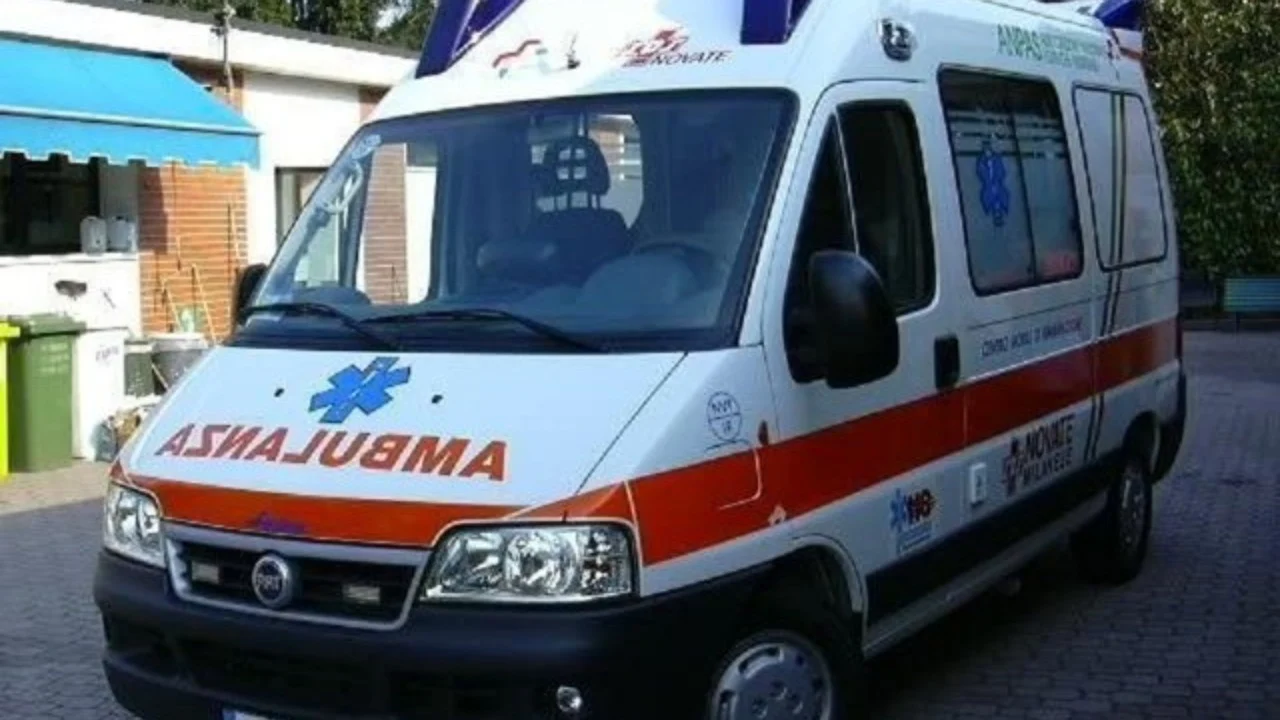 Përplasen dy automjete në aksin “Elbasan-Bradashesh”, lëndohen 6 persona