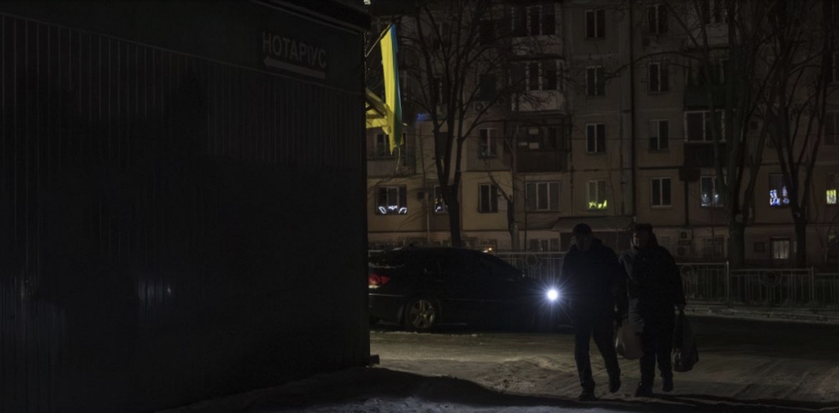 “Black out” masiv në Ukrainë, “paralizohet” Kievi duke kthyer koas total në kryeqytet 