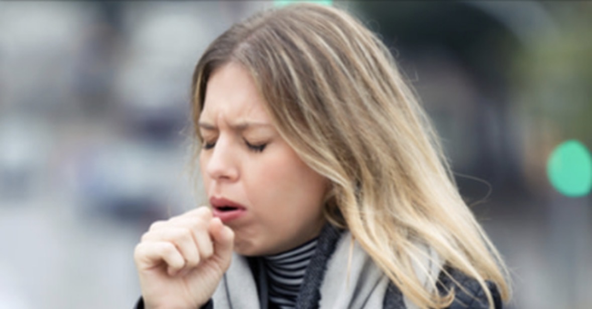 Keni kollë të padurueshme? Ja shurupi me dy përbërës që do jua shërojë dhimbjen e fytit 