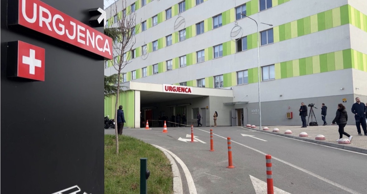 Bie numri i largimit të mjekëve nga Shqipëria, OBSH: 22% punojnë në vende të tjera